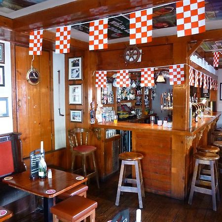 The White Lady Hotel Kinsale Bagian luar foto