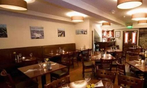 The White Lady Hotel Kinsale Bagian luar foto